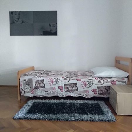 Apartman Lilly Lovran Exterior photo